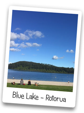 Rotorua-NZ-blue-lake